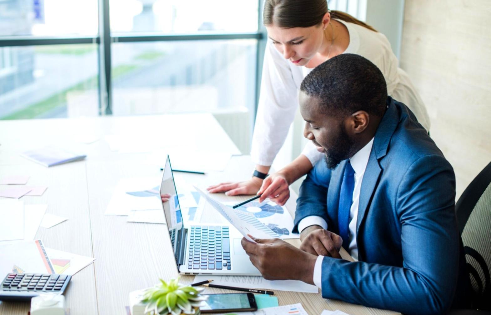 Finanzexperten bei der Strategieplanung